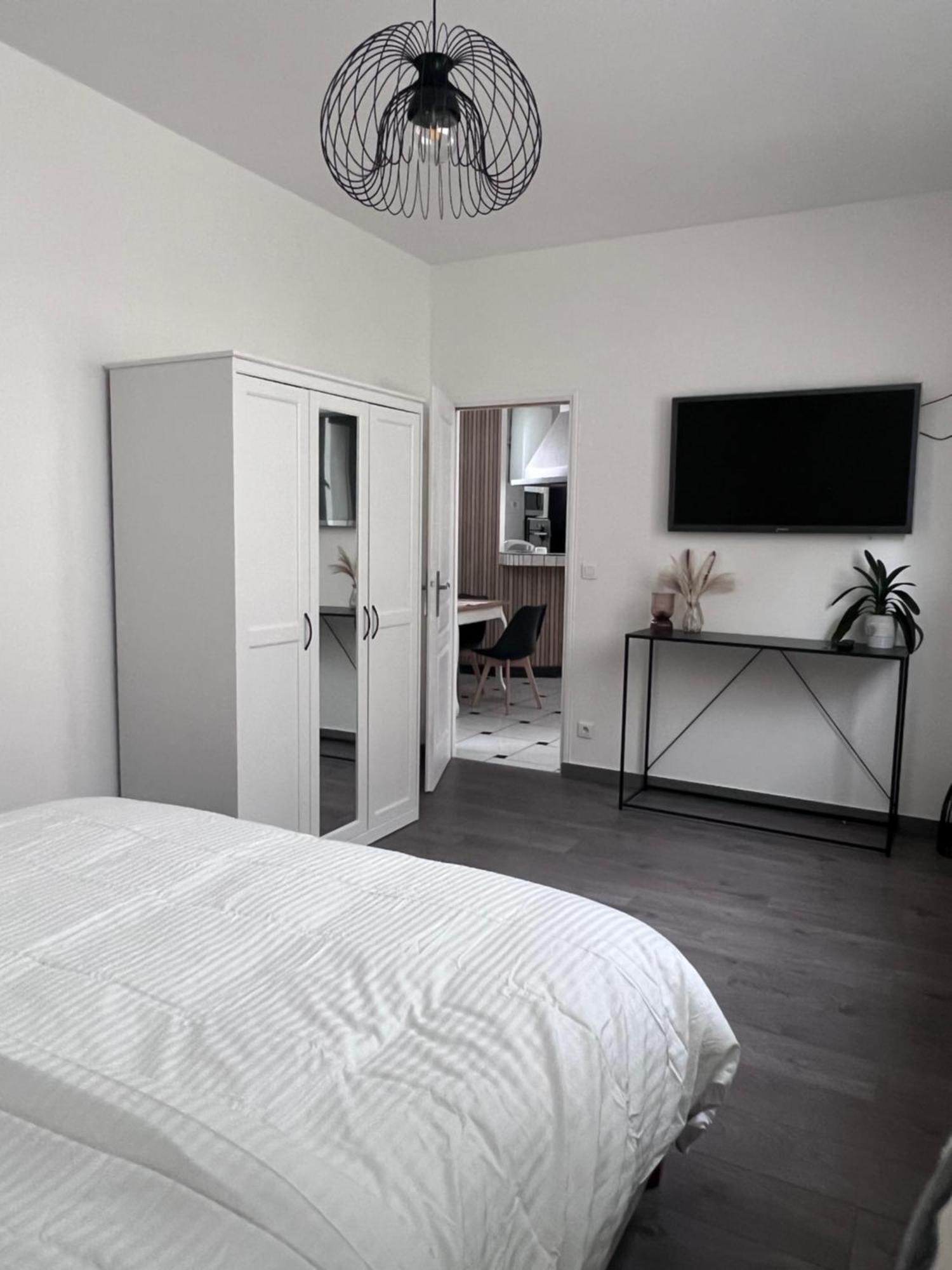 Stea Guesthouse Proche Paris Villeneuve-le-Roi Kültér fotó